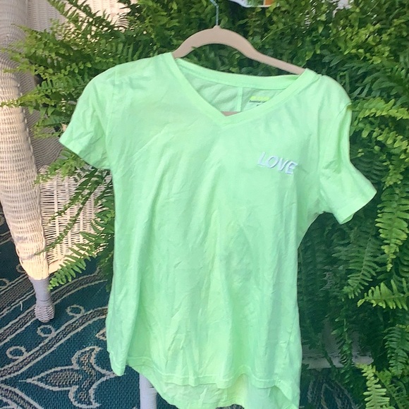 tek gear Tops - 🍉Green, love workout shirt🍉